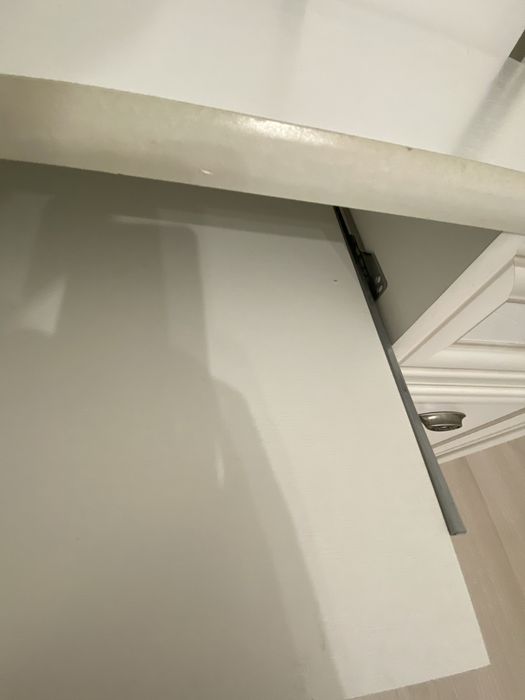 продам компьютерный стол