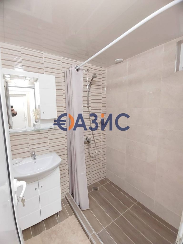 Продава се Четиристаен апартамент в с. Оризаре, Област Бургас - 165 кв.м за 1213 €/кв.м - Снимка #4