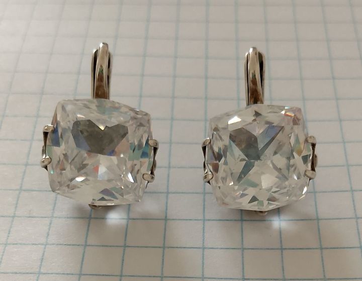 Продам серьги серьги