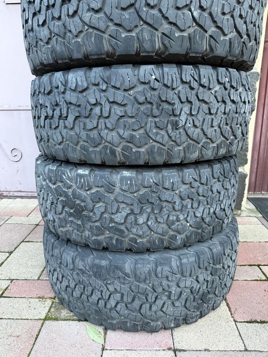 Vind anvelope Bf Goodrich all terrain 265 65 18 4 bucăți