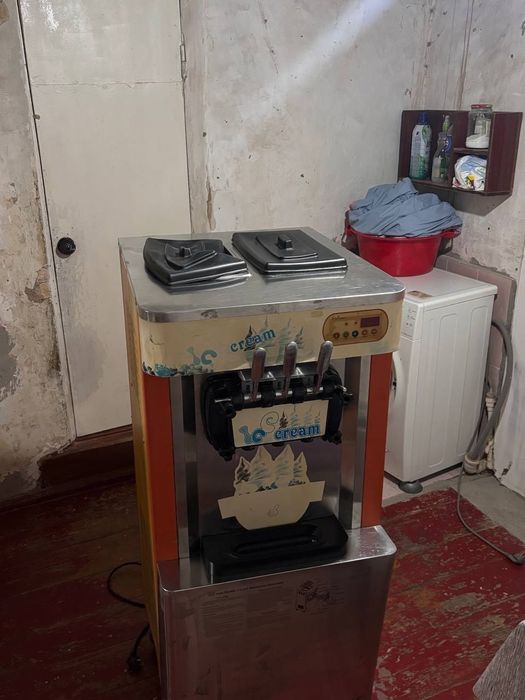 Аппарат для мягкого мороженого | Soft ice cream machine