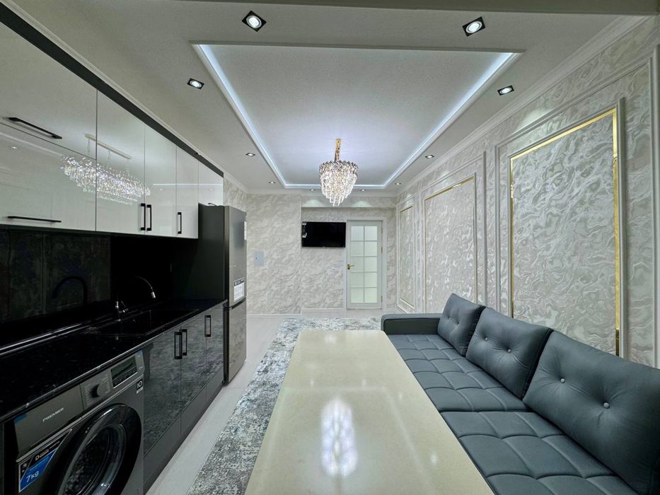 Продается 3х комнатная студия. Мансарда. Гагарина.