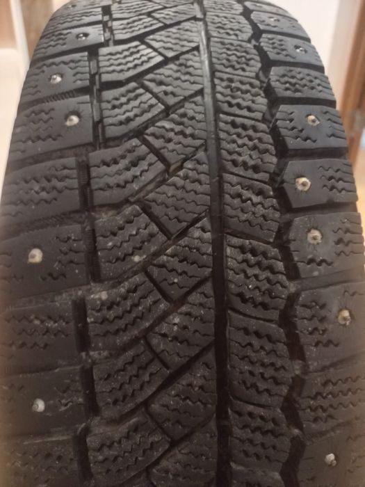 Продается шины б/у