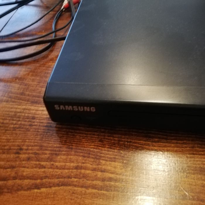 DVD Samsung+cabluri alimentare tv!!