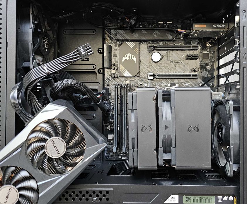 Desktop Gaming–AMD Ryzen 7 PRO 5750G + RTX 5070 OC, 32GB DDR4,2 TB SSD