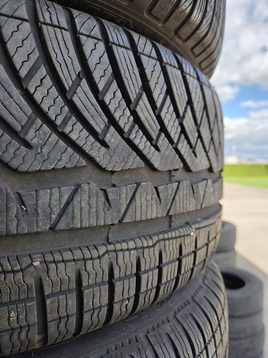 245/45/18 Michelin alpin pilot MO Runflat