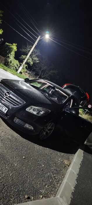 Opel insignia 2011