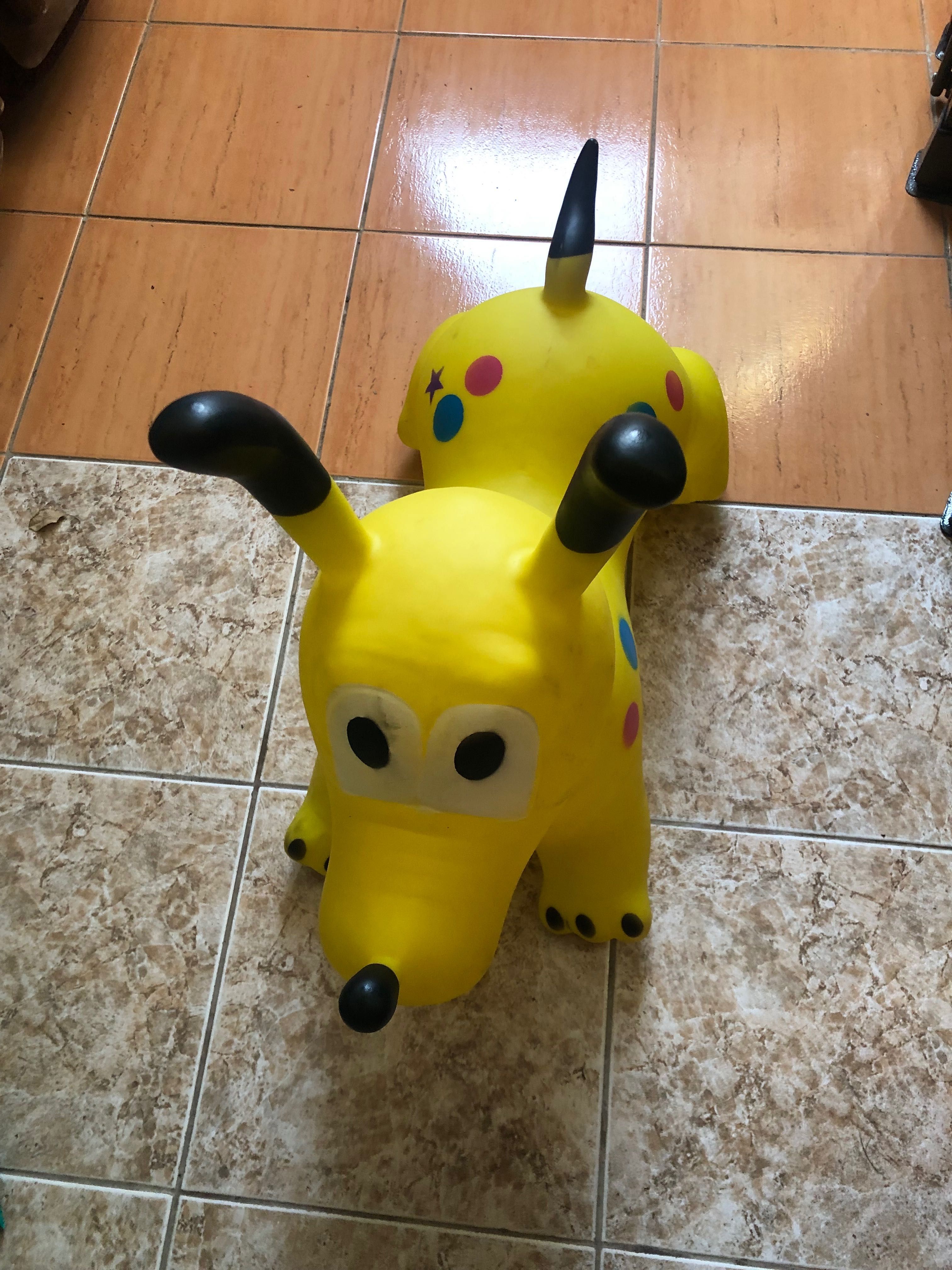 Надуваема гумена играчка куче за подскачане
