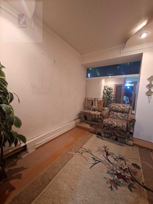 1 ком. переделанная в 2х ком. по ул.Гагарина