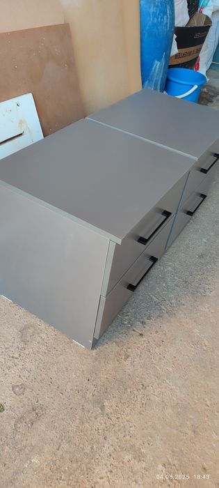 Prikrovatnaya tumbochka iz lmdf