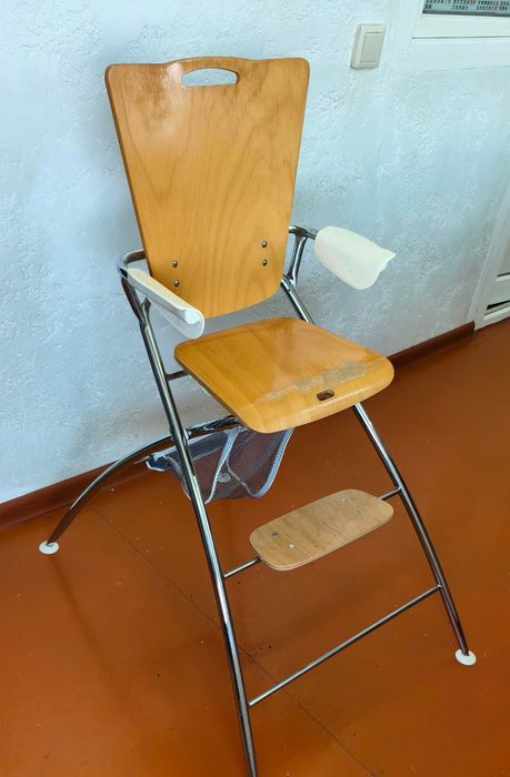 Компактный детский стульчик «Custer K2» для детей от 2-х лет