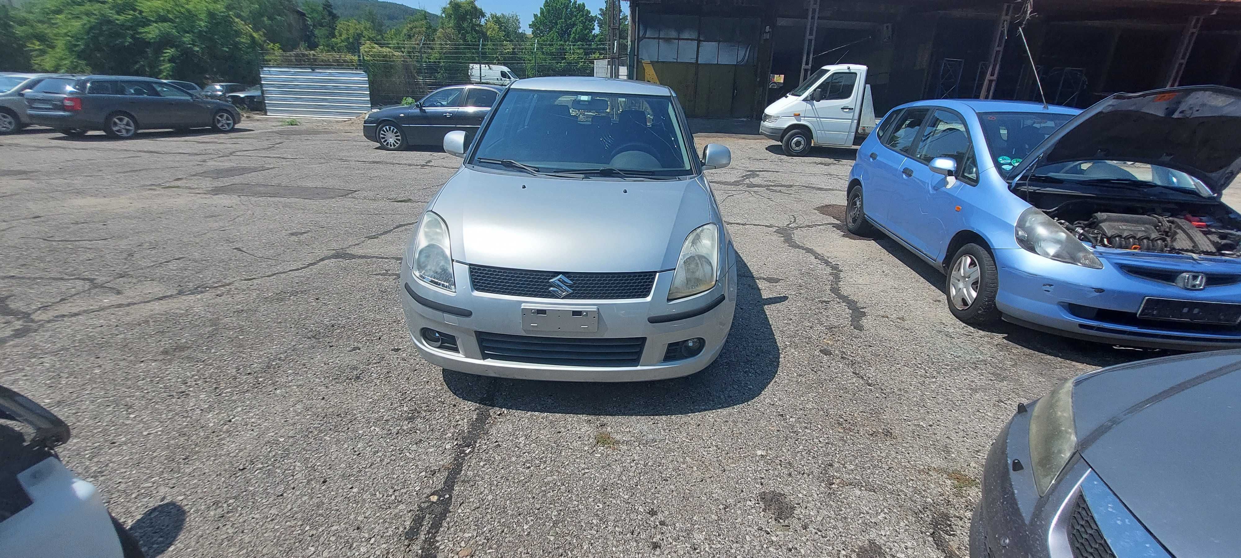 Suzuki Swift 1,3 i, Сузуки Суифт
 2006, За части