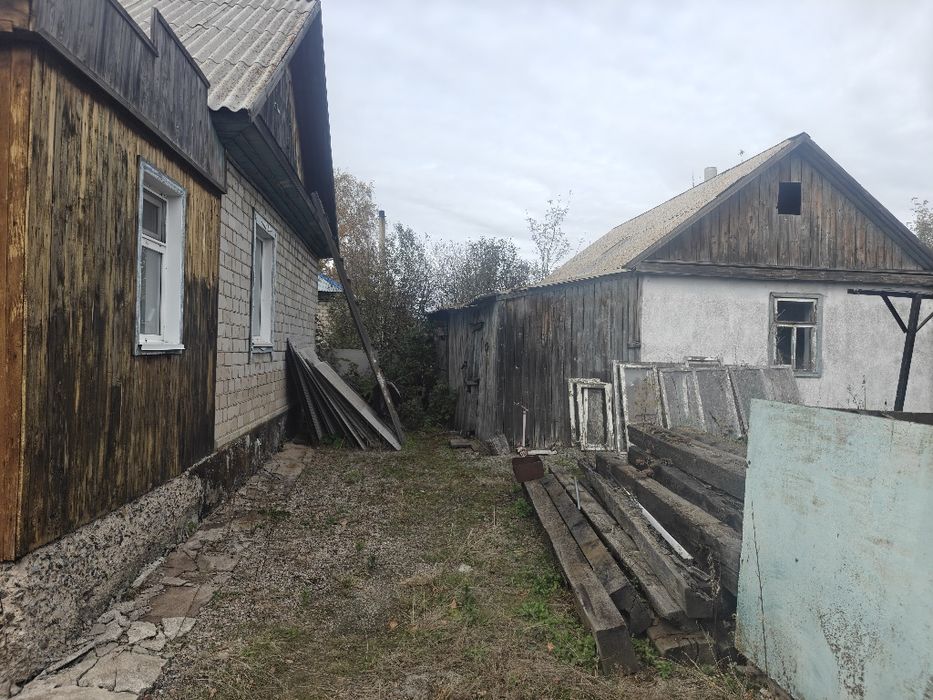 Срочно продается дом в районе карьера