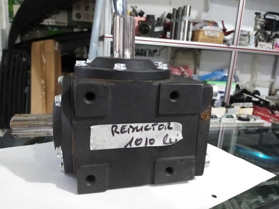 vând piese auto camioane mercedes  originale actros, 2,3si atego