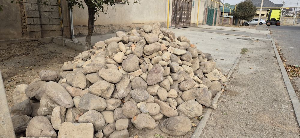 Блужник  Сарыағаш Самалда  сатылады  Осы фотодағы