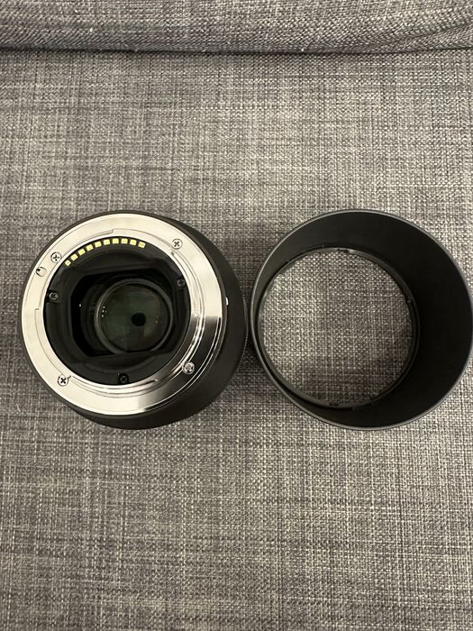 Sony FE 85mm F1.8