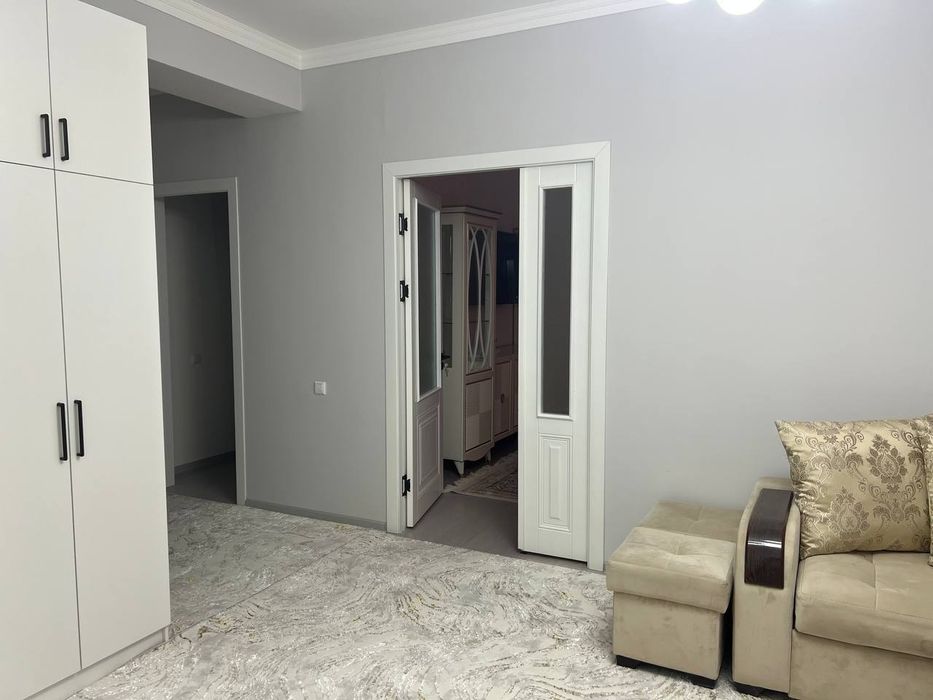 Сдаётся 3 комнатная квартира на шампанский завод паркентский рынок