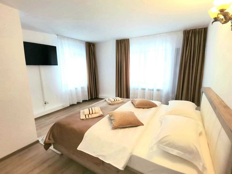 Revelion / Craciun Casa Emy Busteni - vila de inchiriat!