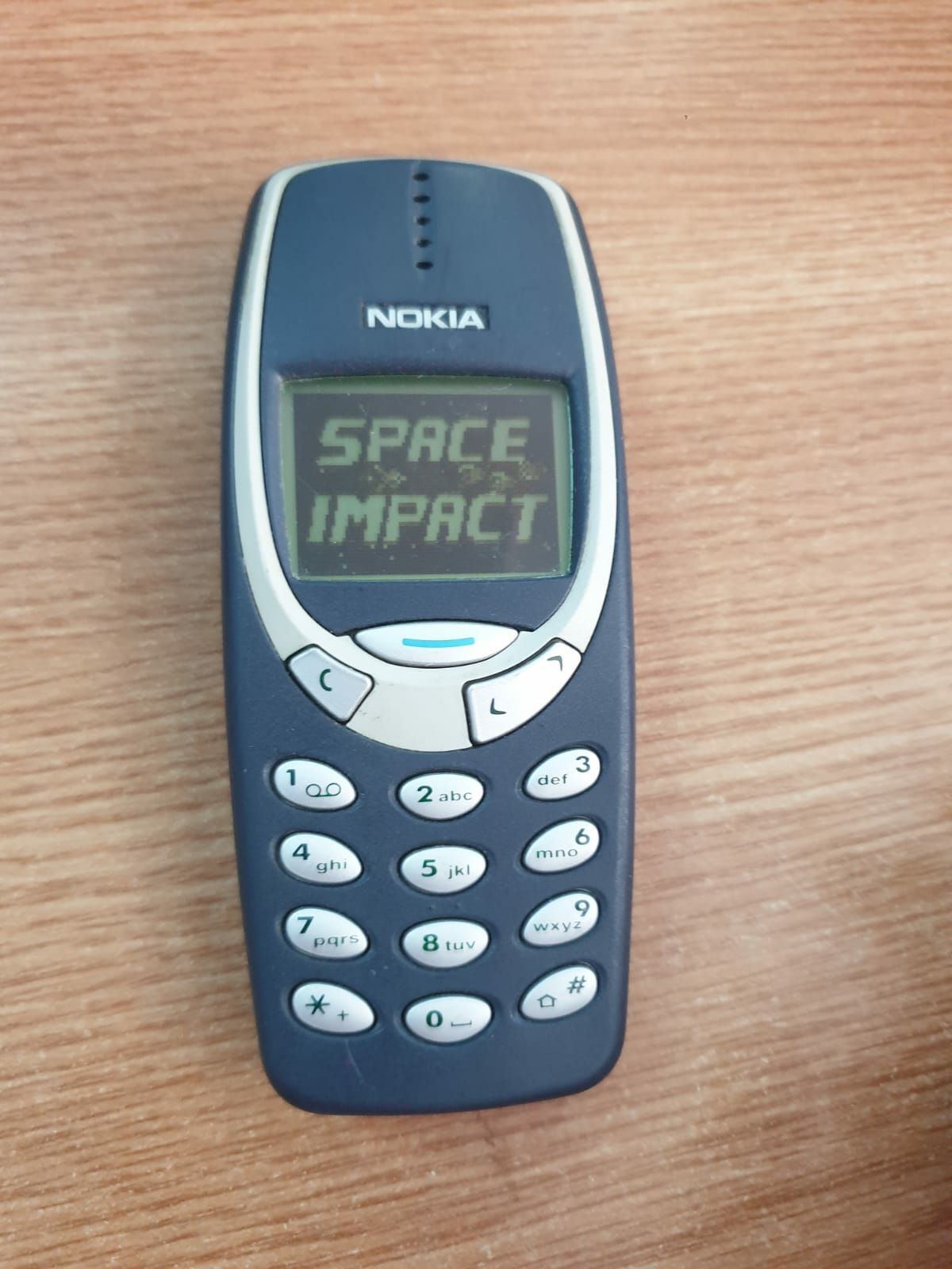 Telefon Nokia 3310 taste butoane necodat seniori LCD verde