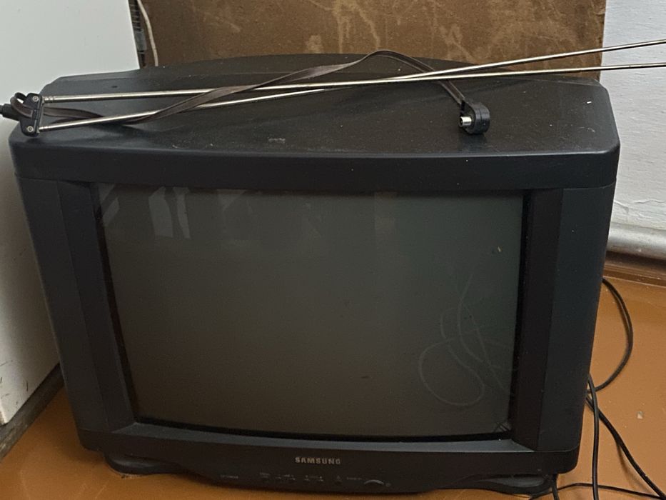 Продам телевизор Samsung