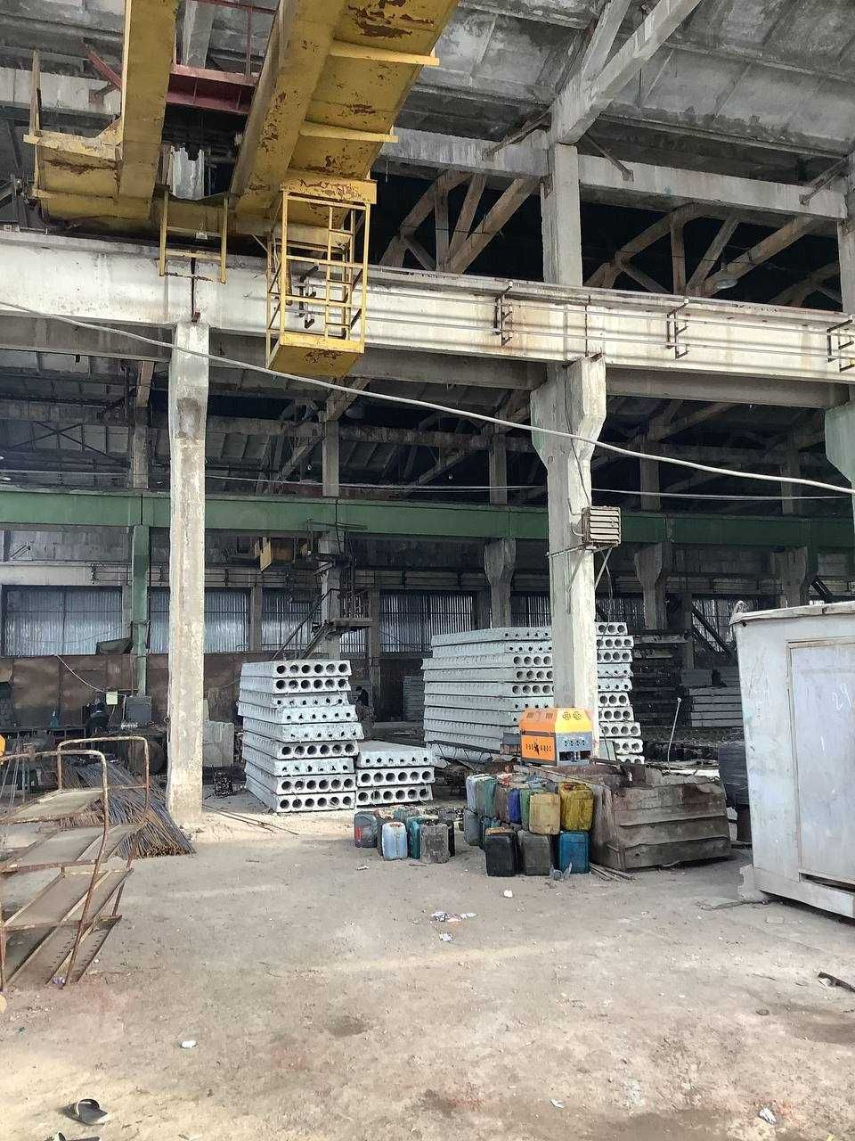 Продаётся 1 га. производственная база.