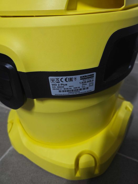 Aspirator Karcher WD 2 PLUS V-12/4/18, Umed/Uscat