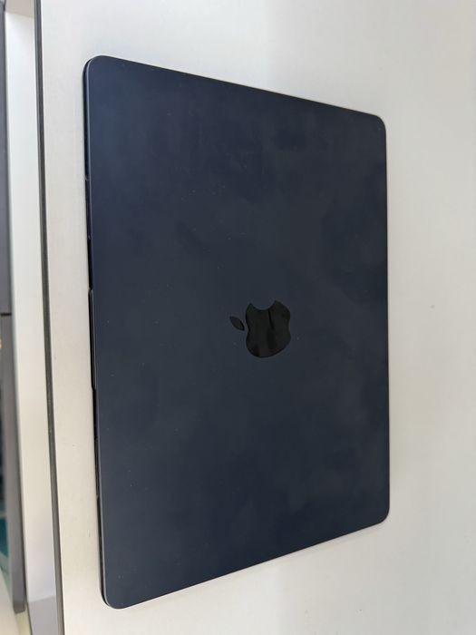 Macbook air m2 8/256