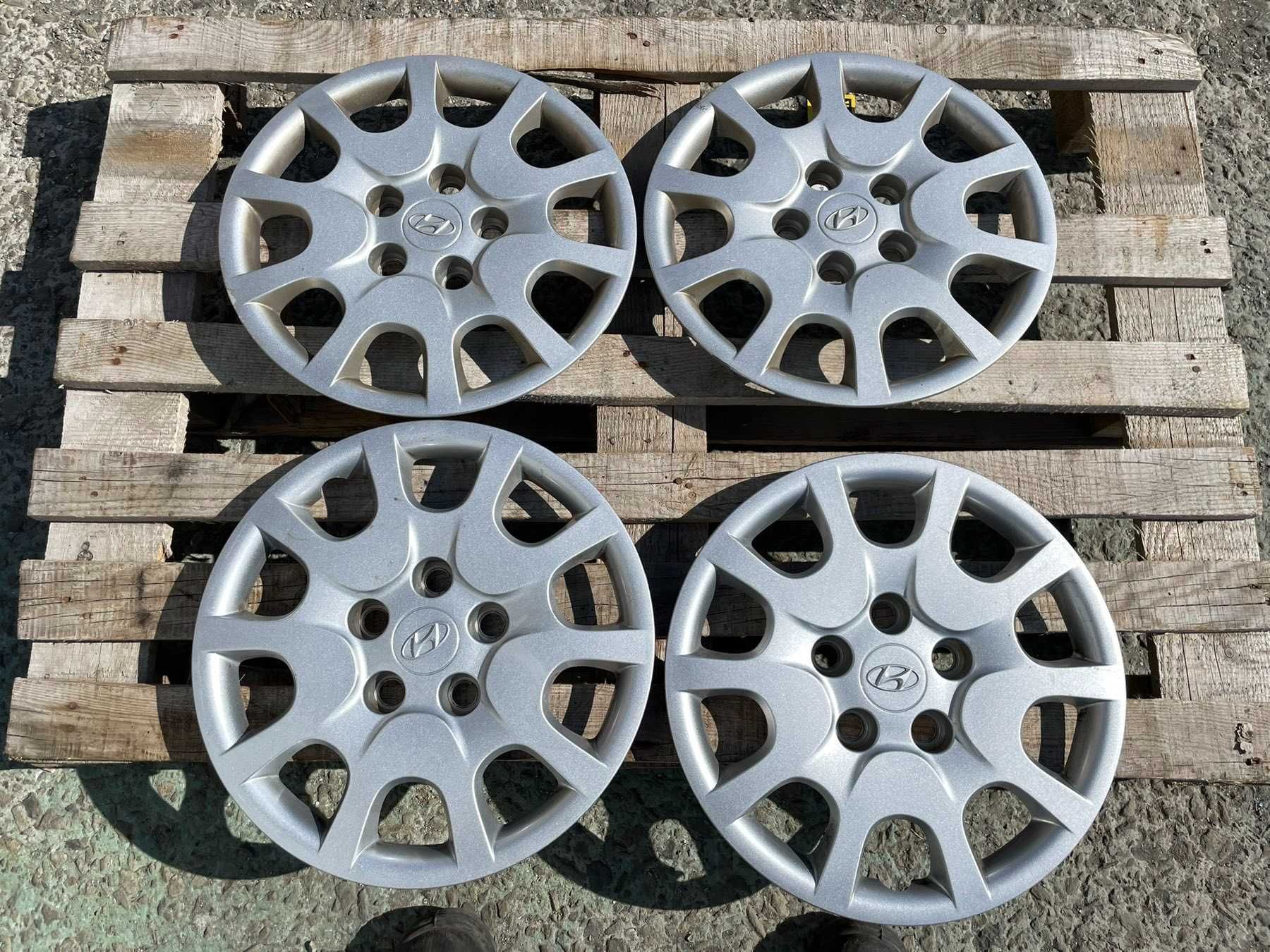 15 цола Тасове Хюндай И30 Hyundai I30 Оригинал 52960-A6000