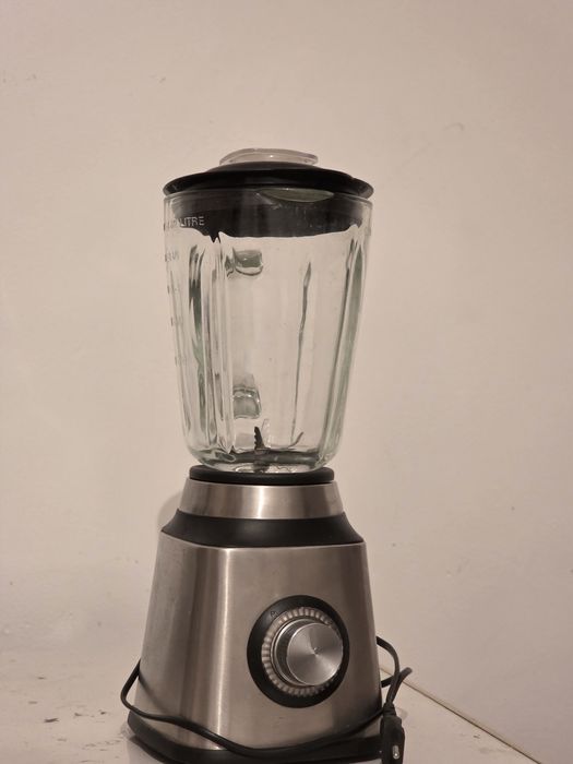 Блендер/Блендер для льда 

ICE CRUSHER
AC220-240V 50/60Hz 2500W
DO NOT
