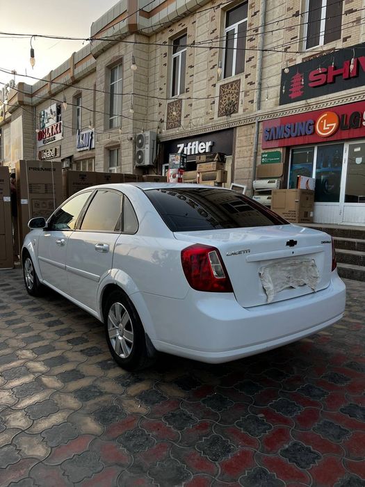 Chevrolet Lacetti 1.8