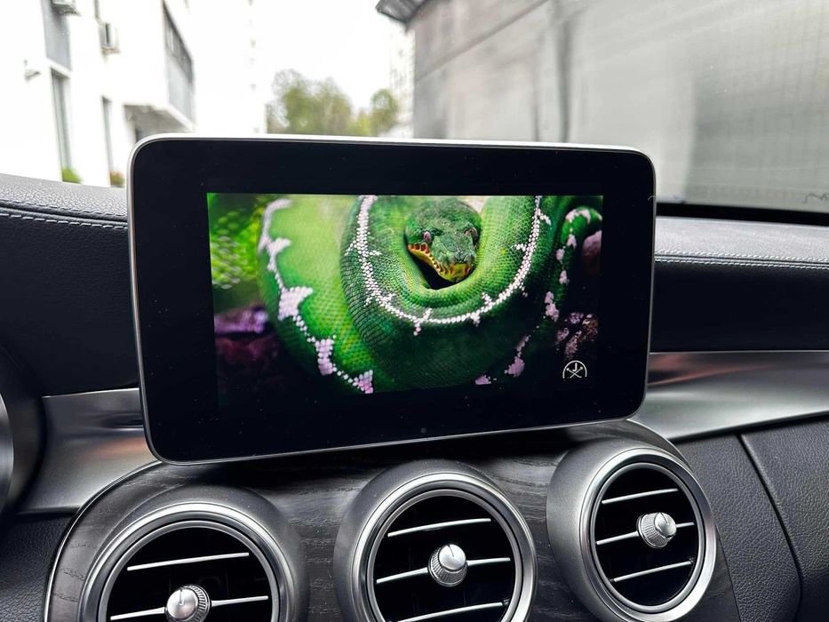 Apple Carplay & Android Auto Mercedes GLC x253 c253 & C Class w205