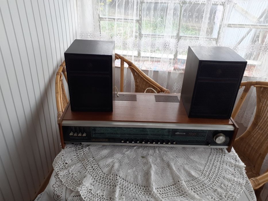 Vând  aparat  radio  Bucur