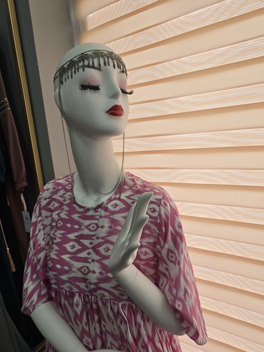 Вешалка ва манекенлар