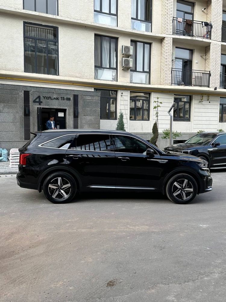 KIA SORENTO 2023 год 2,5 Атмосферный