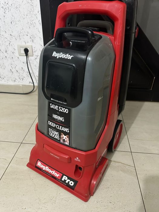 Aparat Profesional de curățat covoare RUG DOCTOR PRO