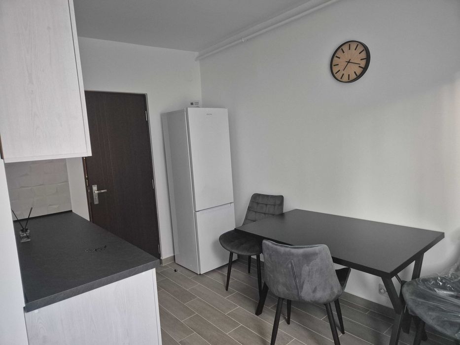 Inchiriez apartament modern cu 2 camere complet mobilat si dotat