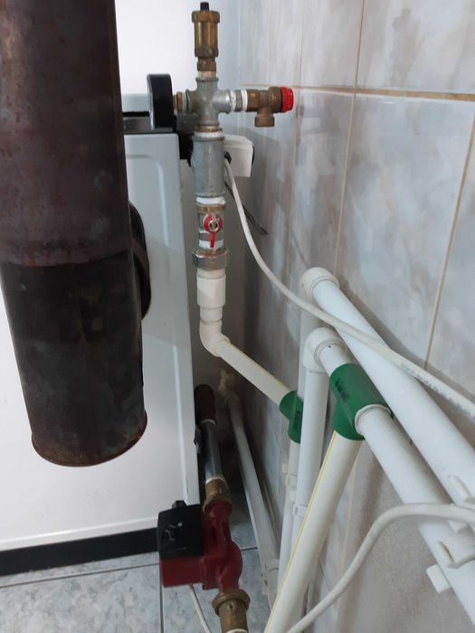 Soba tip semineu 23kw  echipata complet pentru instalare