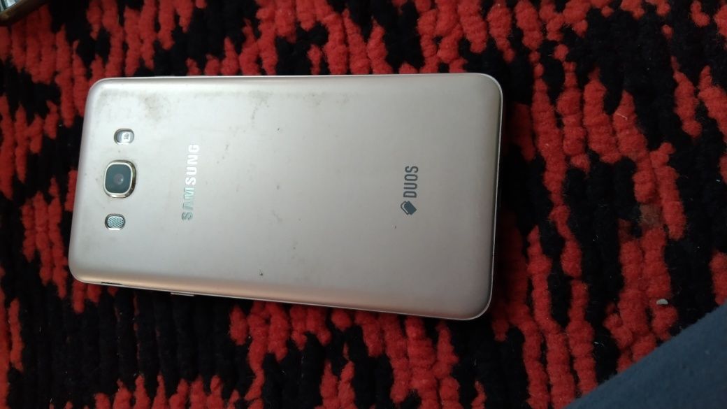 Samsung galaxy J7 холати зор келишамиз