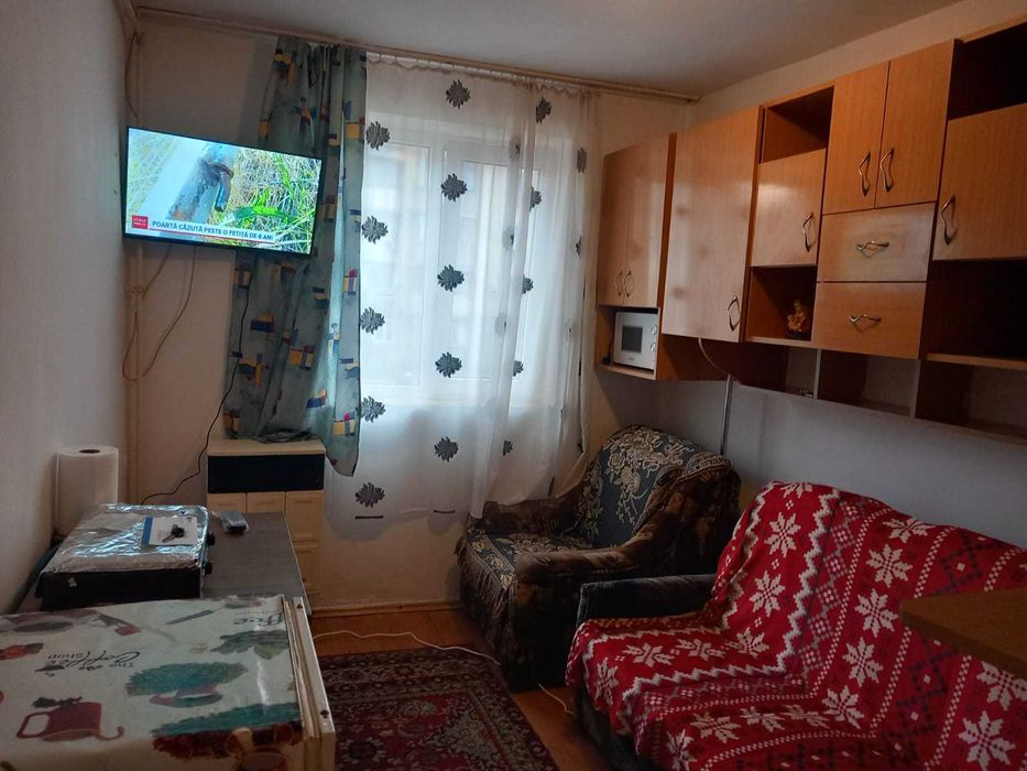 Se închiriază garsonieră cf 2