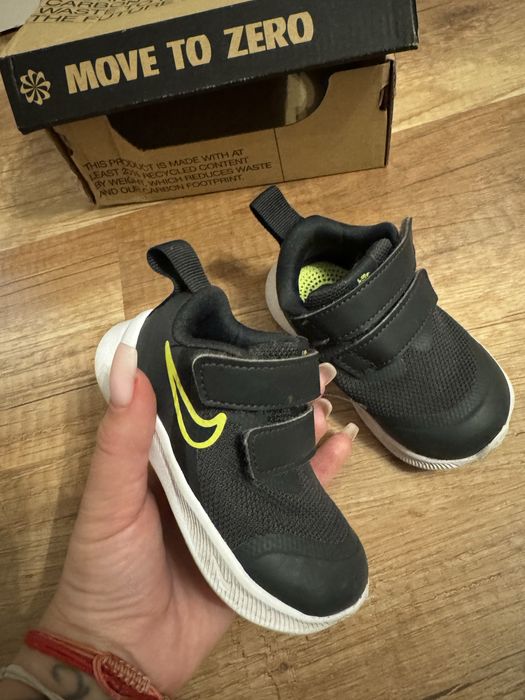 Бебешки маратонки Nike star runner 3