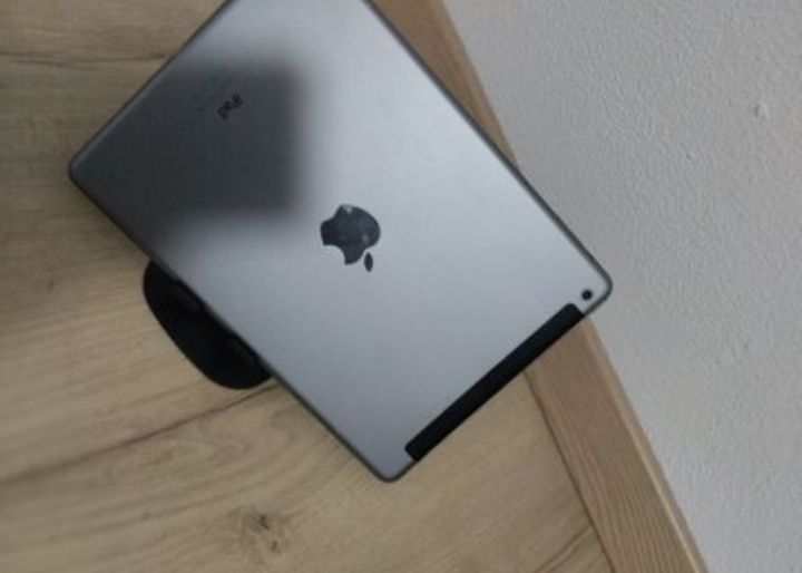 iPad Air 128/stocare