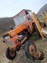 tractor UTB 650 M        l