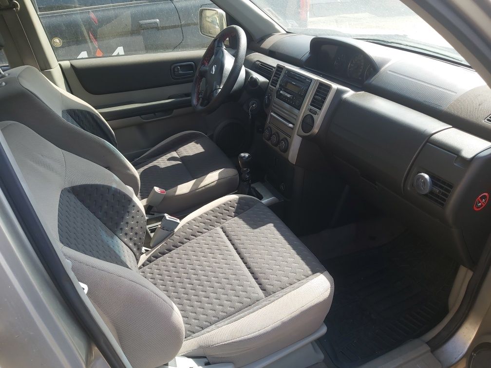 NISSAN E-TRAIL 2.2  136 к.с 4X4 2004 година.