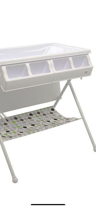 Cadita cu masa de infasat