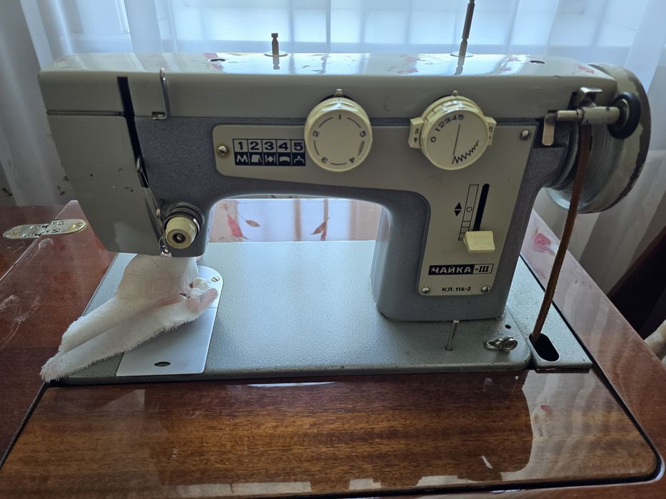 Швейная машинка  ножная