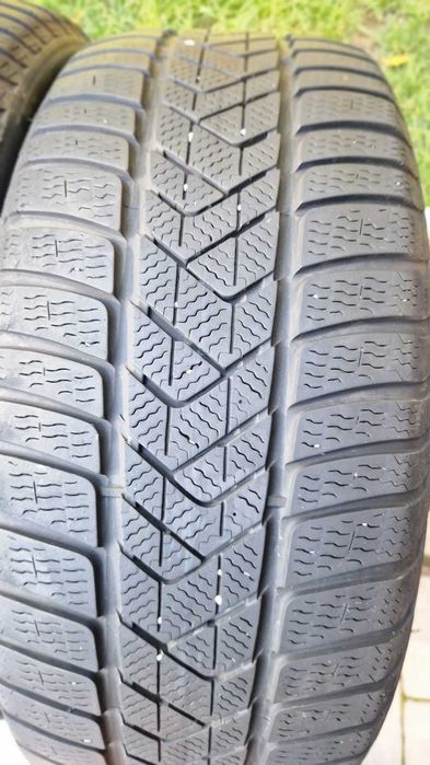 Anvelope iarna 245 40 R 19 Pirelli