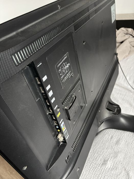 Vand Tv Samsung 4K 108 cm