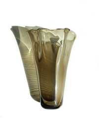 Стъклена ретро ваза