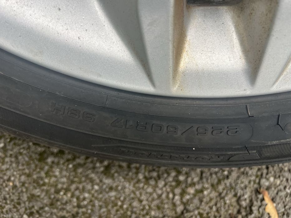 Jante Bmw x1 R17 montate cu anvelope de iarna 225/50/17
