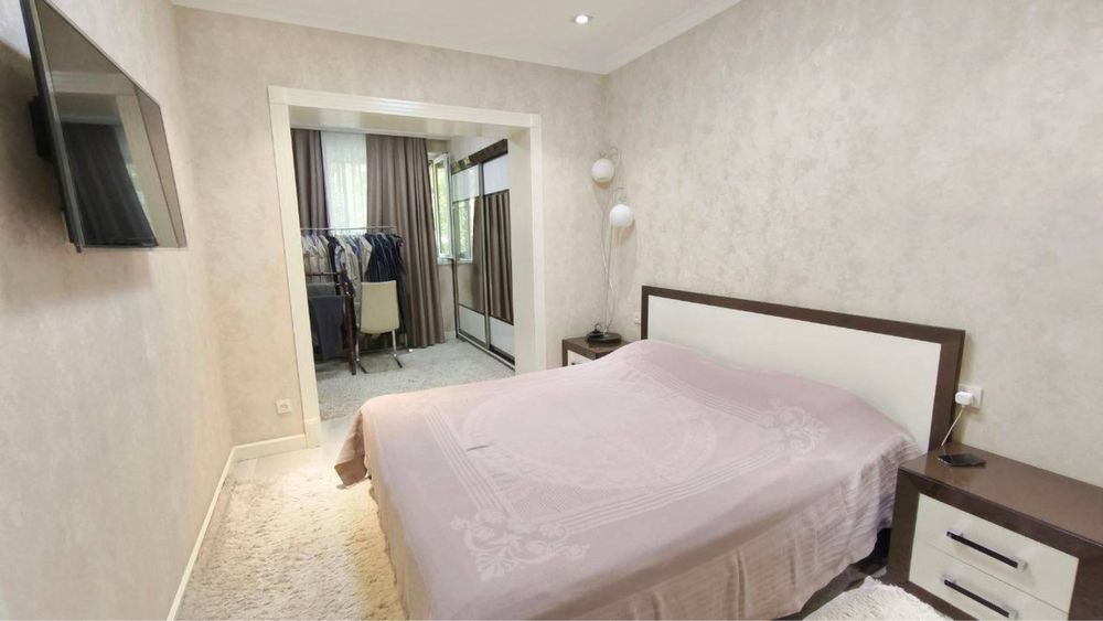 Студентам,мальчикам,девочкам!Аренда 4 комнатной |БИЙ метро,М.Горький